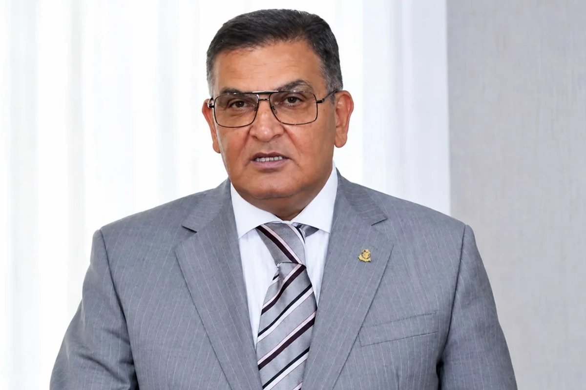 Saleh Səmədovun mənimsədiyi 200 min manatı oğlu qaytardı