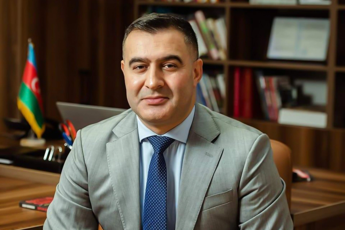 Adəm Məmmədovun vəkillik fəaliyyəti DAYANDIRILDI