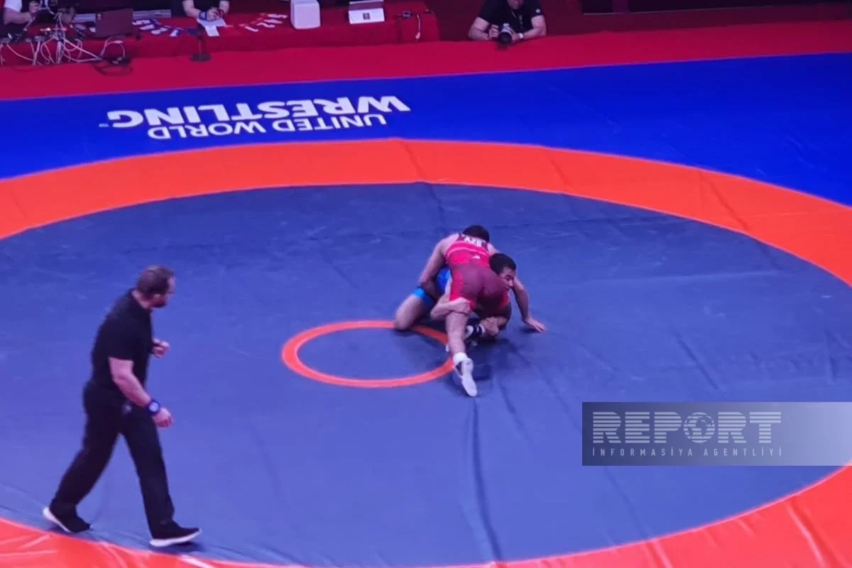 Musa Ağayev erməni rəqibini məğlub etdi