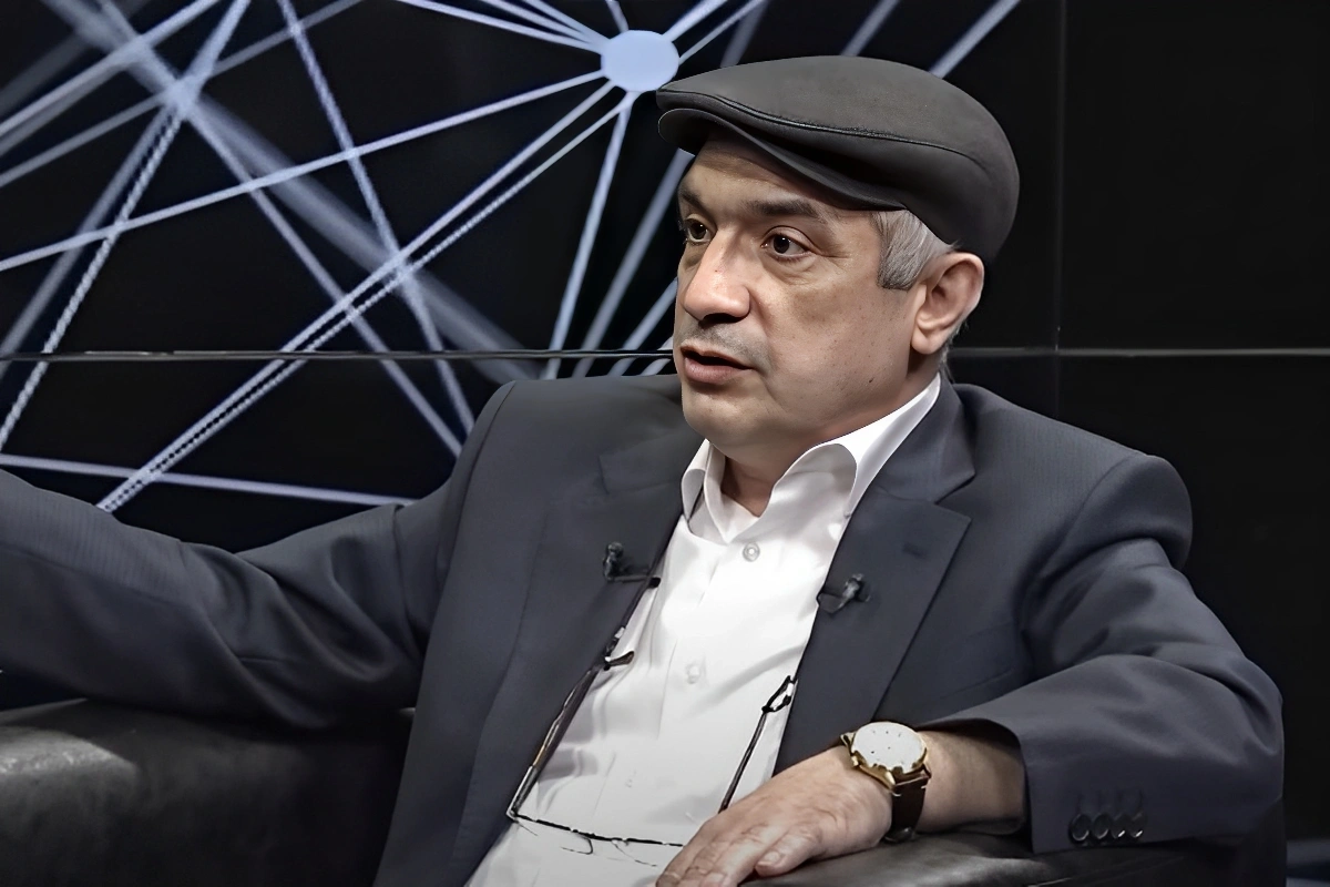 Qəzəlxan Arif Buzovnalı müğənni və meyxanaçılardan DANIŞDI: Nə oxuduqlarını bilmirlər Qəzəlxan Arif Buzovnalı müğənni və meyxanaçılardan DANIŞDI: Nə oxuduqlarını bilmirlər