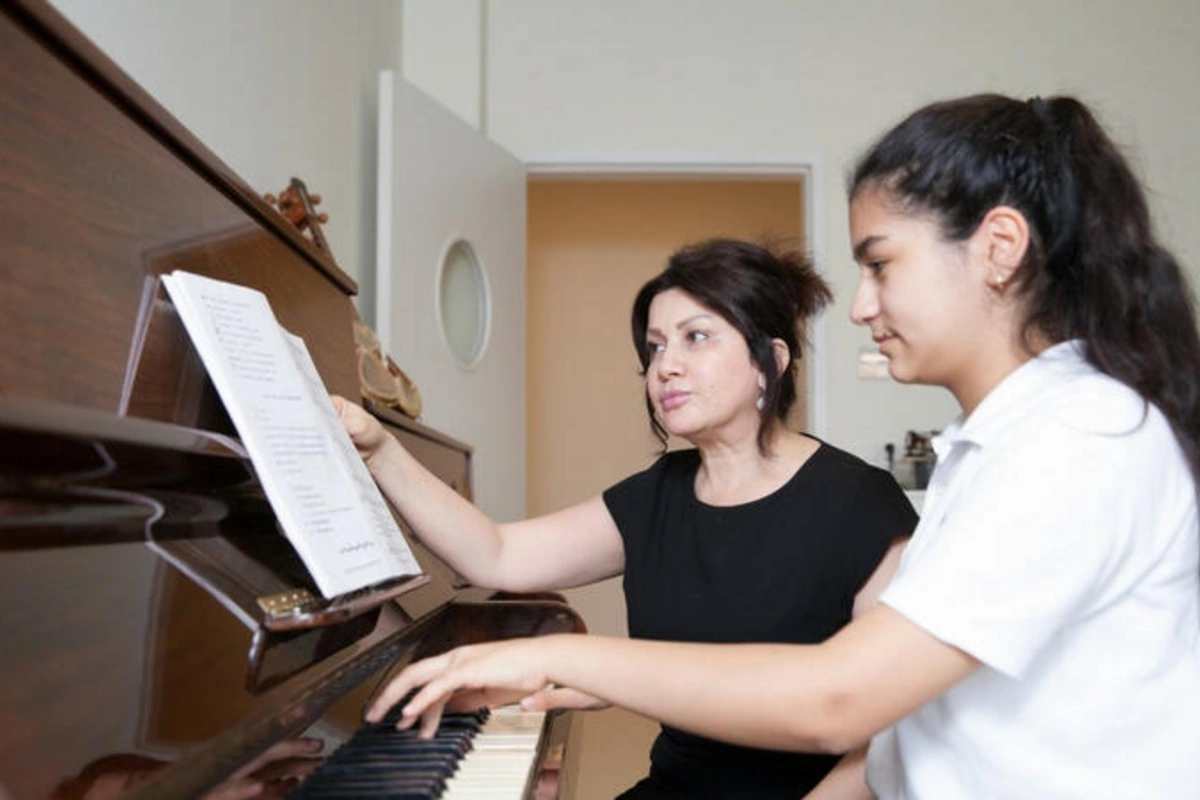 Attestasiyada ən zəif nəticə göstərən təhsil müəssisəsi hansıdır?