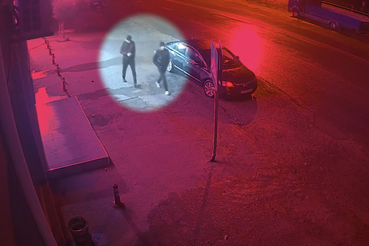 Qara maska iləmağazadan oğurluq edən əmioğluları ƏLƏ KEÇDİ