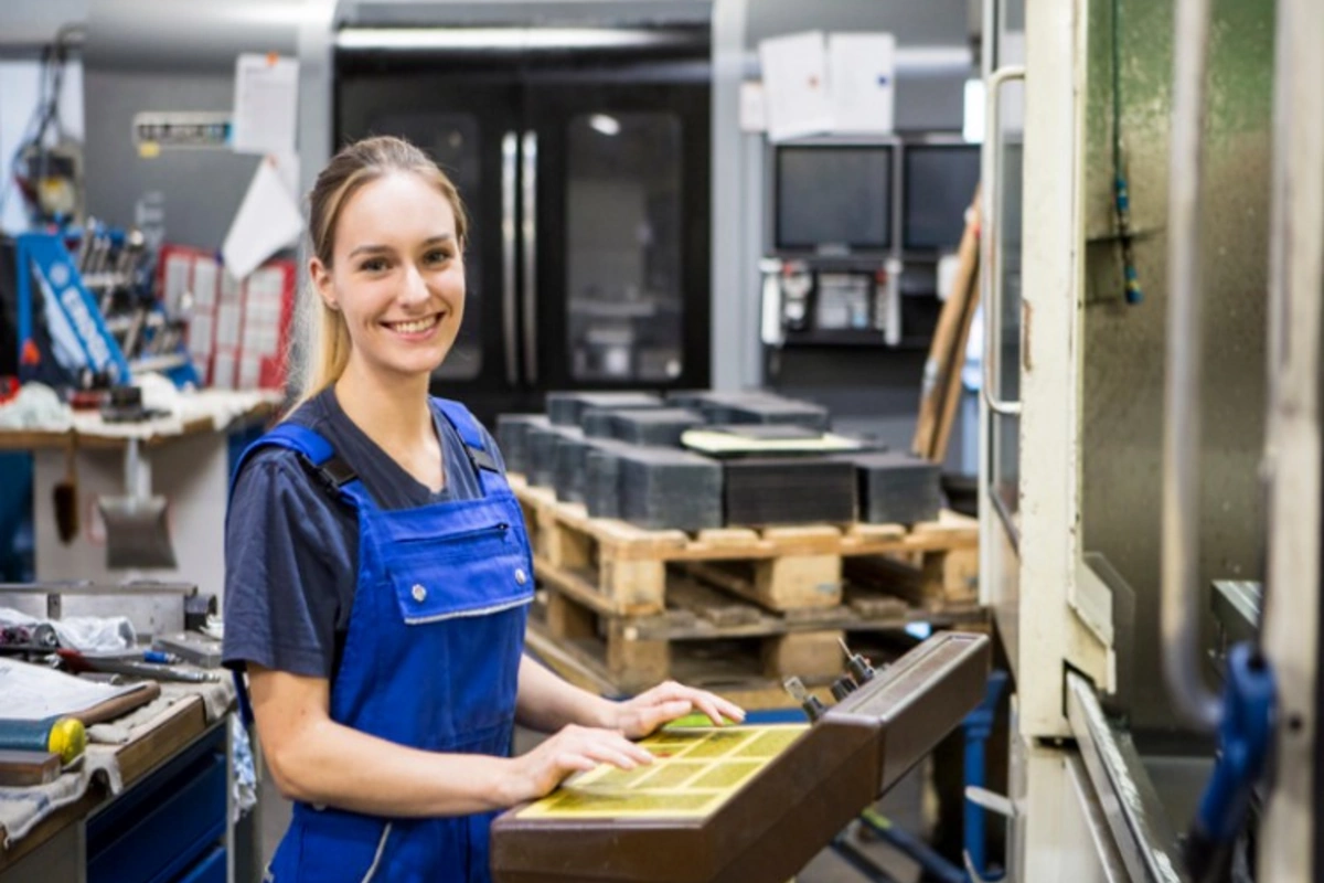 Как найти работу без опыта? Студенты в Азербайджане смогут заключать трудовые договоры