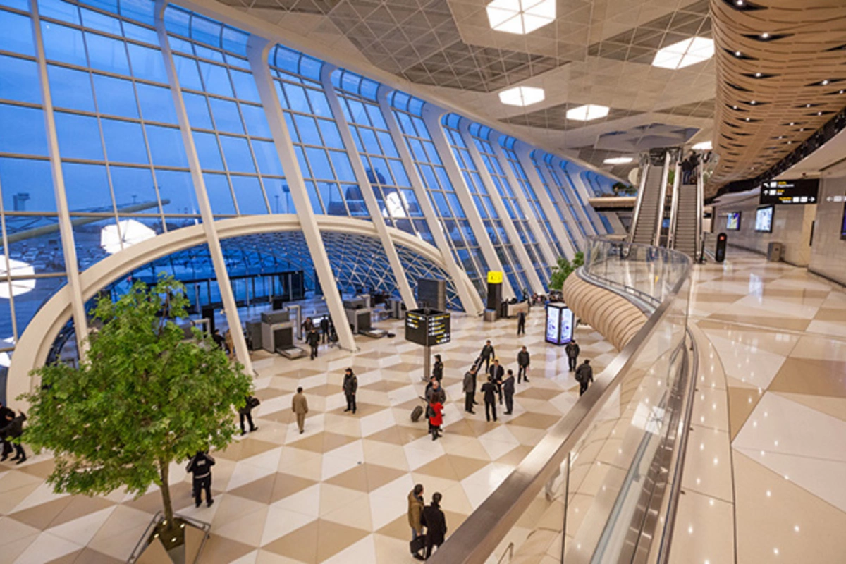 Bakı aeroportunda 70 yaşlı qadın vəfat etdi Bakı aeroportunda 70 yaşlı qadın vəfat etdi