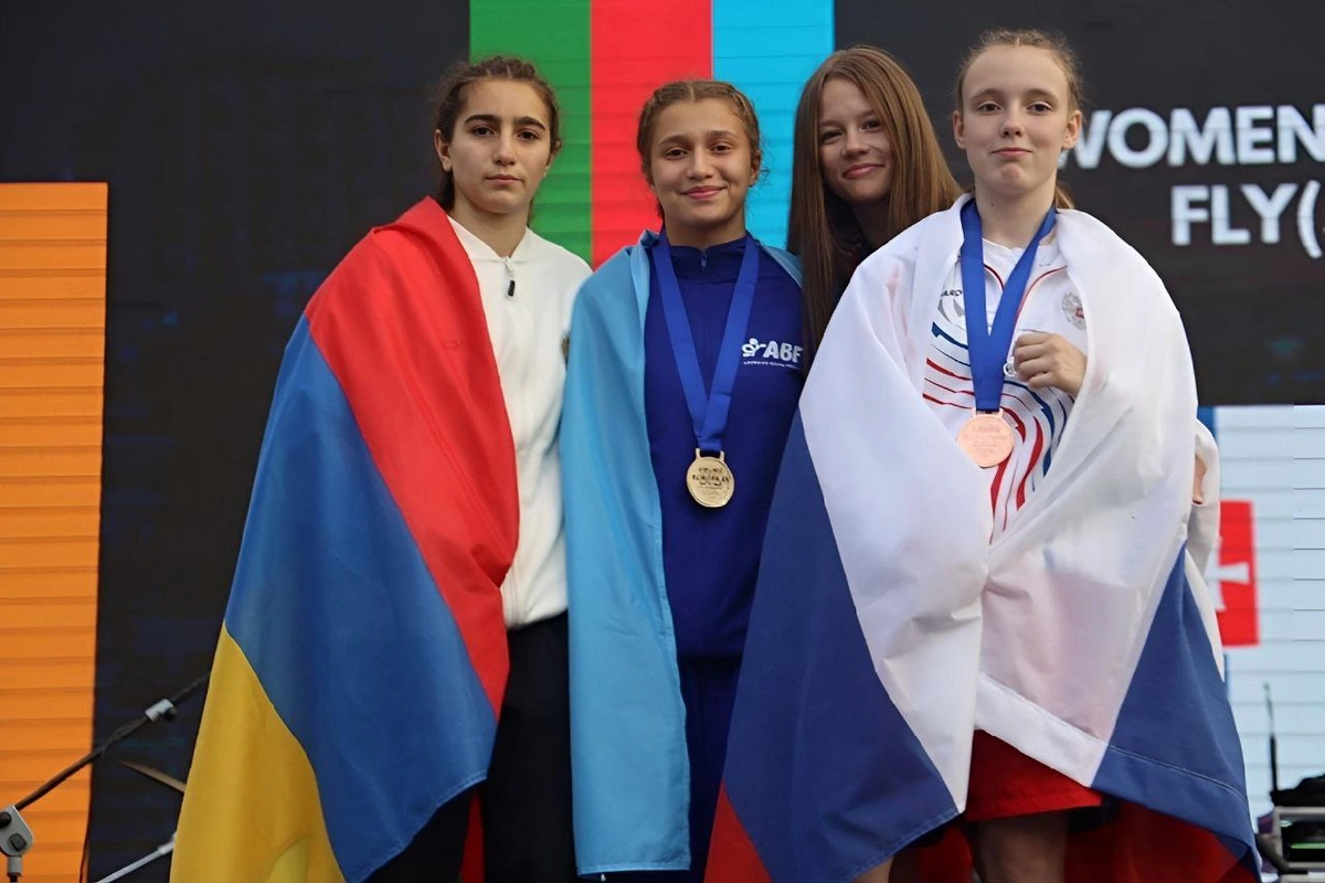 Азербайджанская боксерша стала чемпионом Европы, победив армянскую соперницу Азербайджанская боксерша стала чемпионом Европы, победив армянскую соперницу