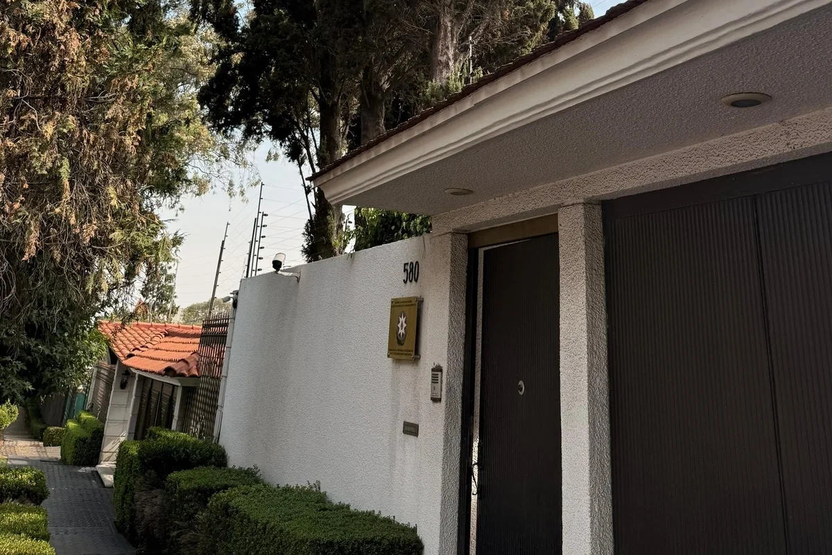 Səfirlik Meksikadakı vəziyyətlə bağlı Azərbaycan vətəndaşlarına müraciət edib