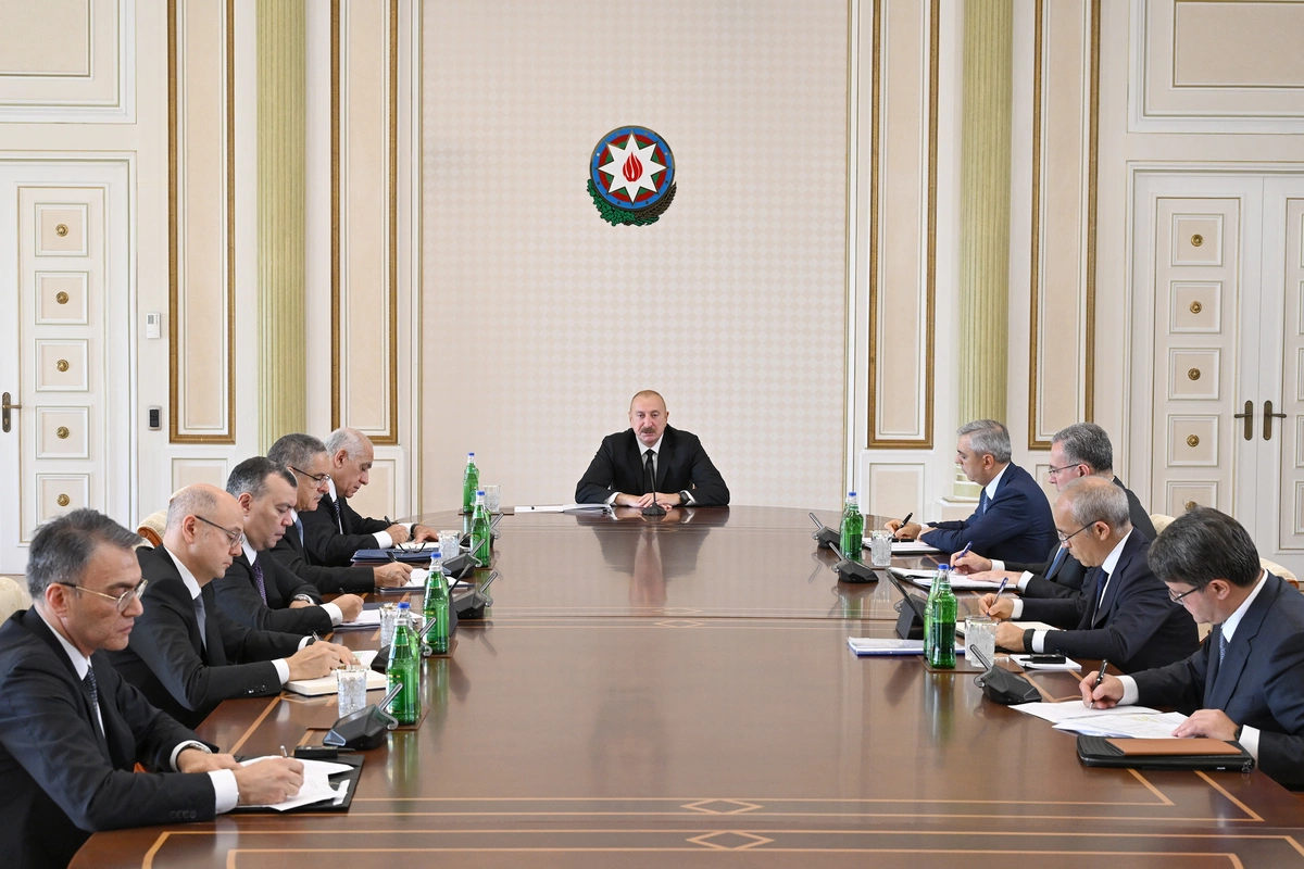 İlham Əliyevin sədrliyi ilə dağ-mədən və metallurgiya sənayesinin inkişafına dair Dövlət Proqramına dair müşavirə keçirilib