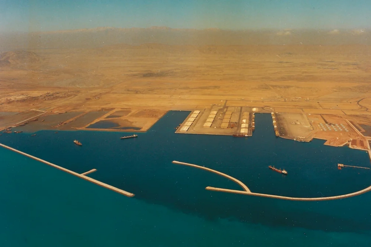 Reuters: İran ələ keçirilən gəmiləri Bəndər-Abbas limanına aparıb