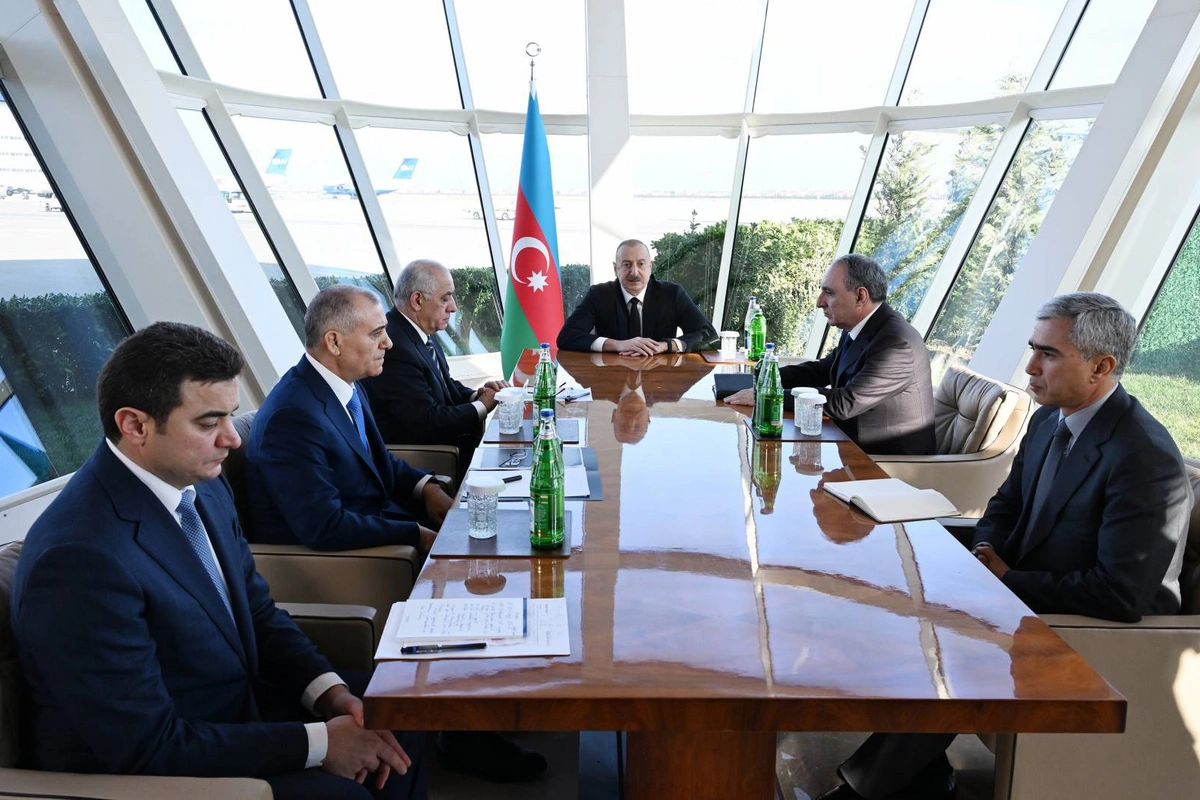 Prezident tapşırıq verdi: Qəzada həlak olan və xəsarət alanların ailələrinə yardım göstəriləcək Prezident tapşırıq verdi: Qəzada həlak olan və xəsarət alanların ailələrinə yardım göstəriləcək