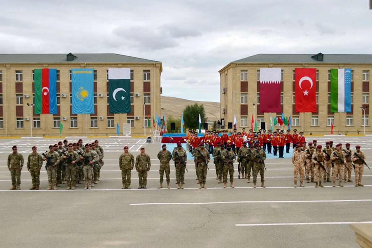Azərbaycan və beş ölkənin Sonsuz qardaşlıq – IV çoxmillətli birgə təlimi başa çatıb Azərbaycan və beş ölkənin Sonsuz qardaşlıq – IV çoxmillətli birgə təlimi başa çatıb