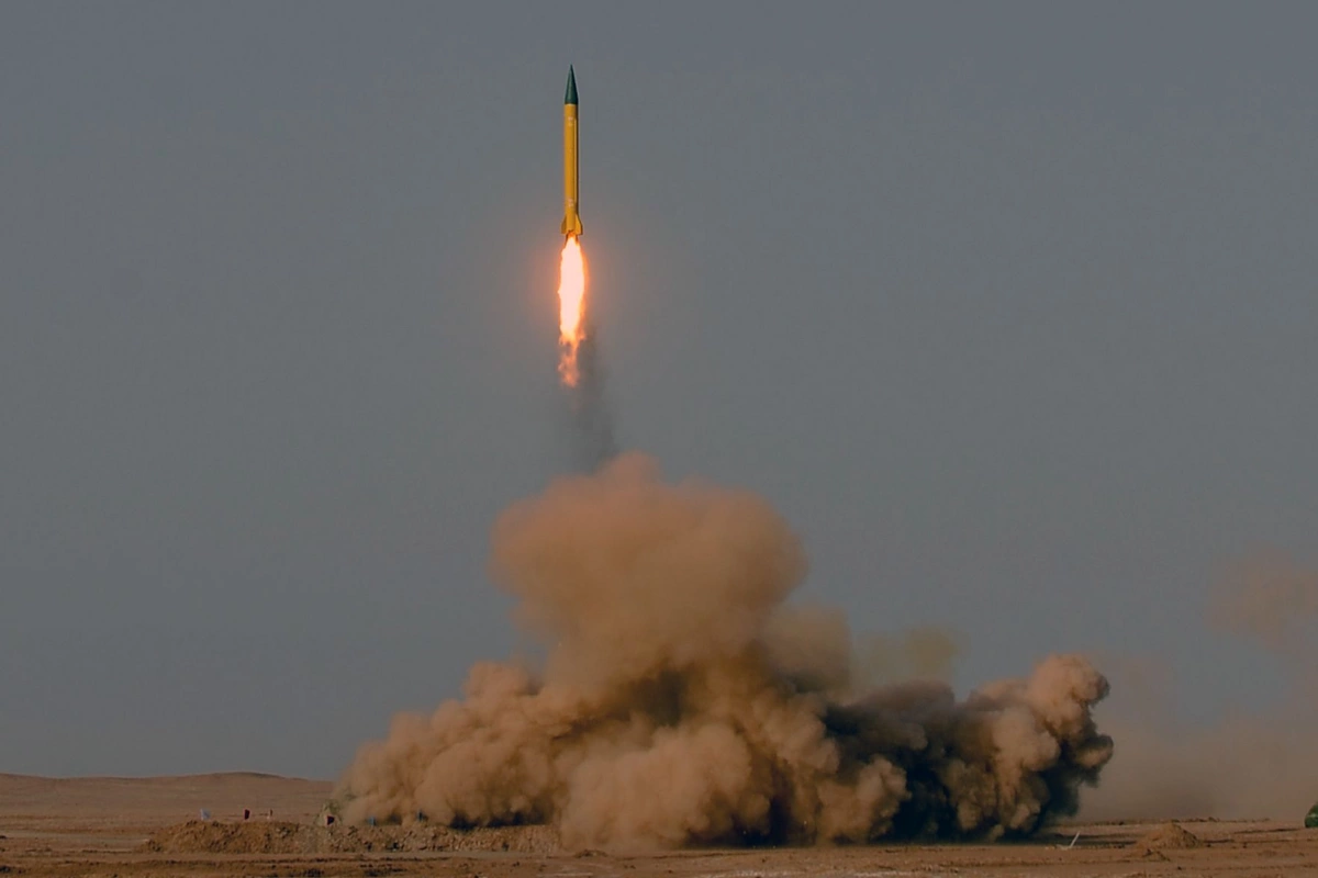 Iran struck American military facilities in Jordan after the US attack on Larak