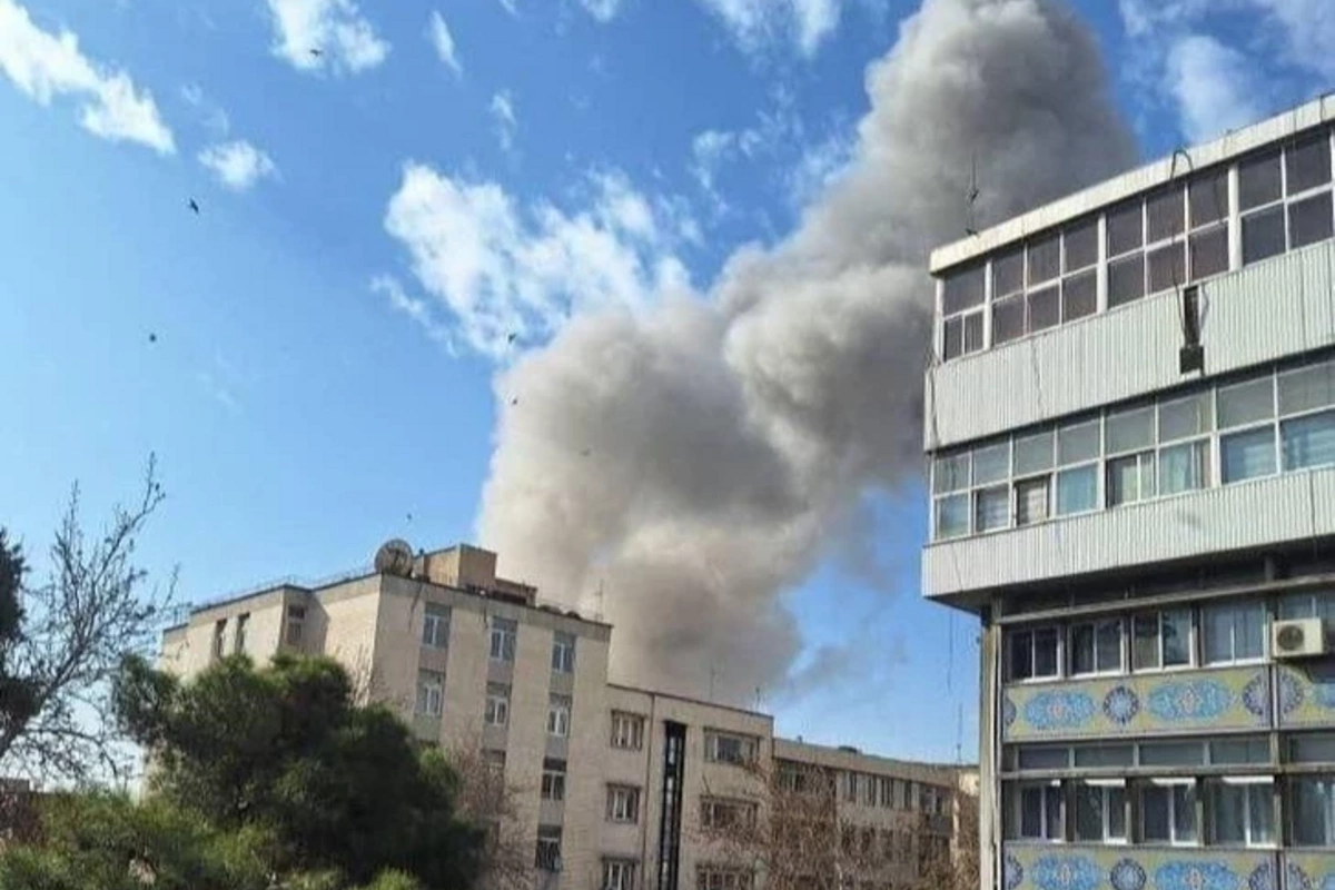 Власти Ирана призвали жителей Тегерана покинуть столицу