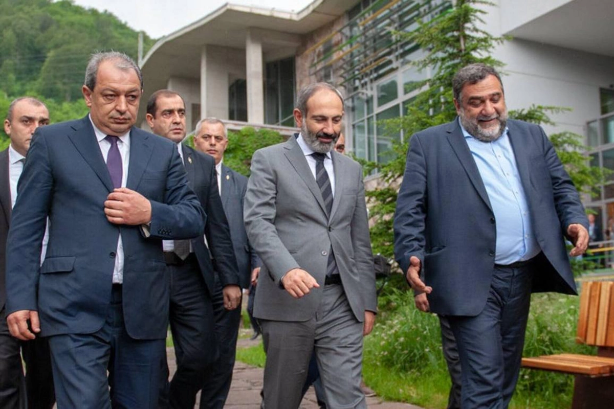 Rauf Arifoğlu: Paşinyan istəsəydi, Vardanyanın qarşısını alardı