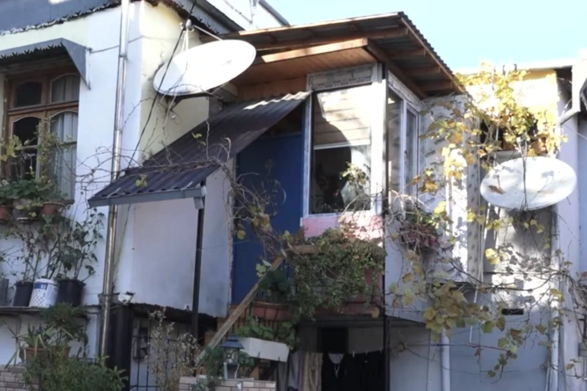 20-ci Sahə yaşayış massivinin köhnə məhəllələrindən REPORTAJ