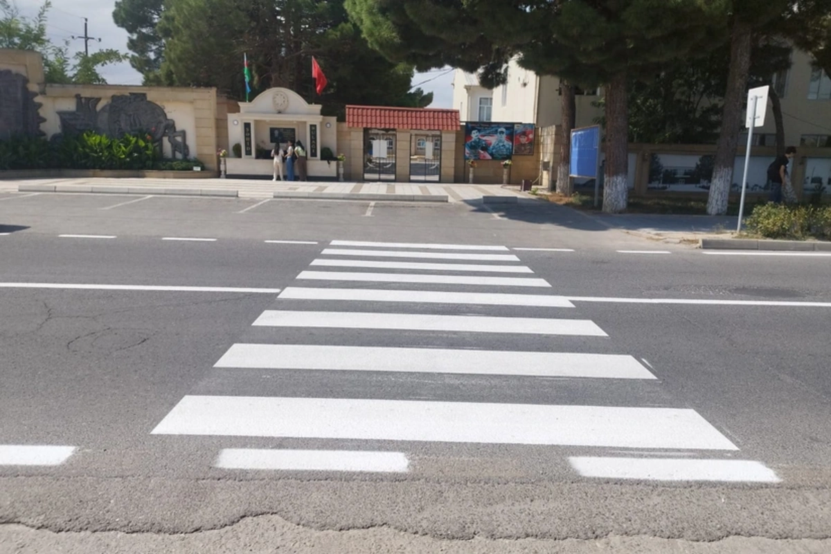 Şabran şəhərində yol nişanlanma işləri həyata keçirilib Şabran şəhərində yol nişanlanma işləri həyata keçirilib