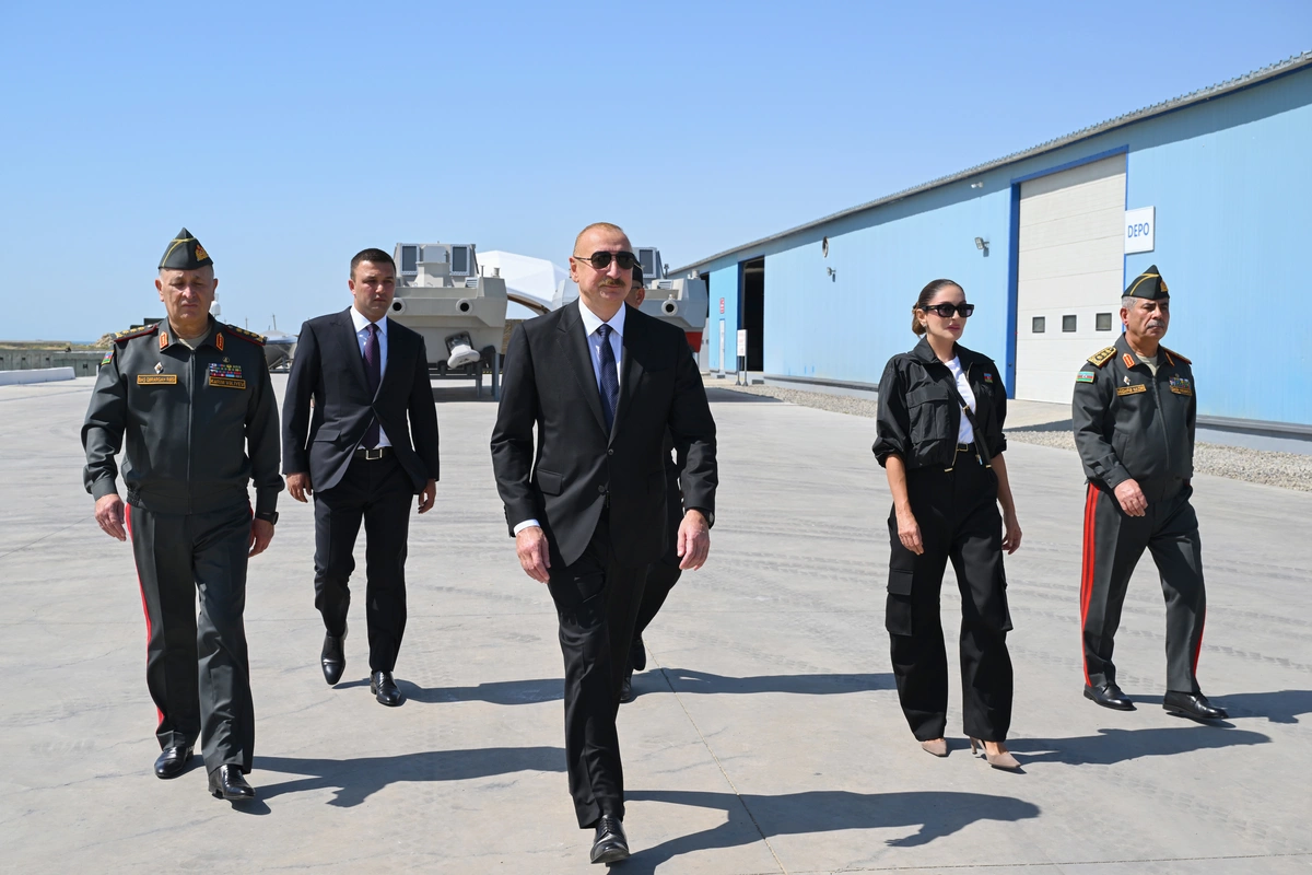 Prezident İlham Əliyev Hərbi Dəniz Qüvvələrində olub