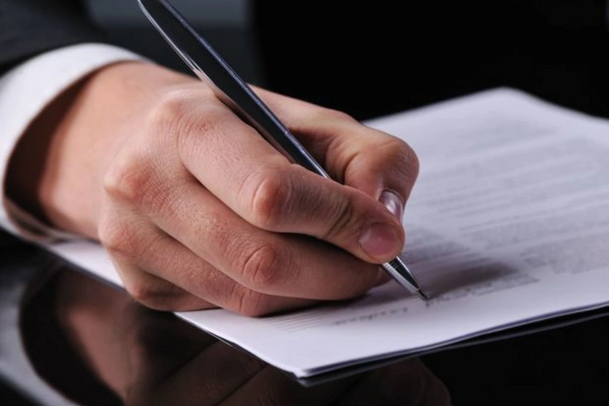 Bəzi diplomatik xidmət əməkdaşlarına ödənişlərin verilməsi qaydasında dəyişiklik edildi