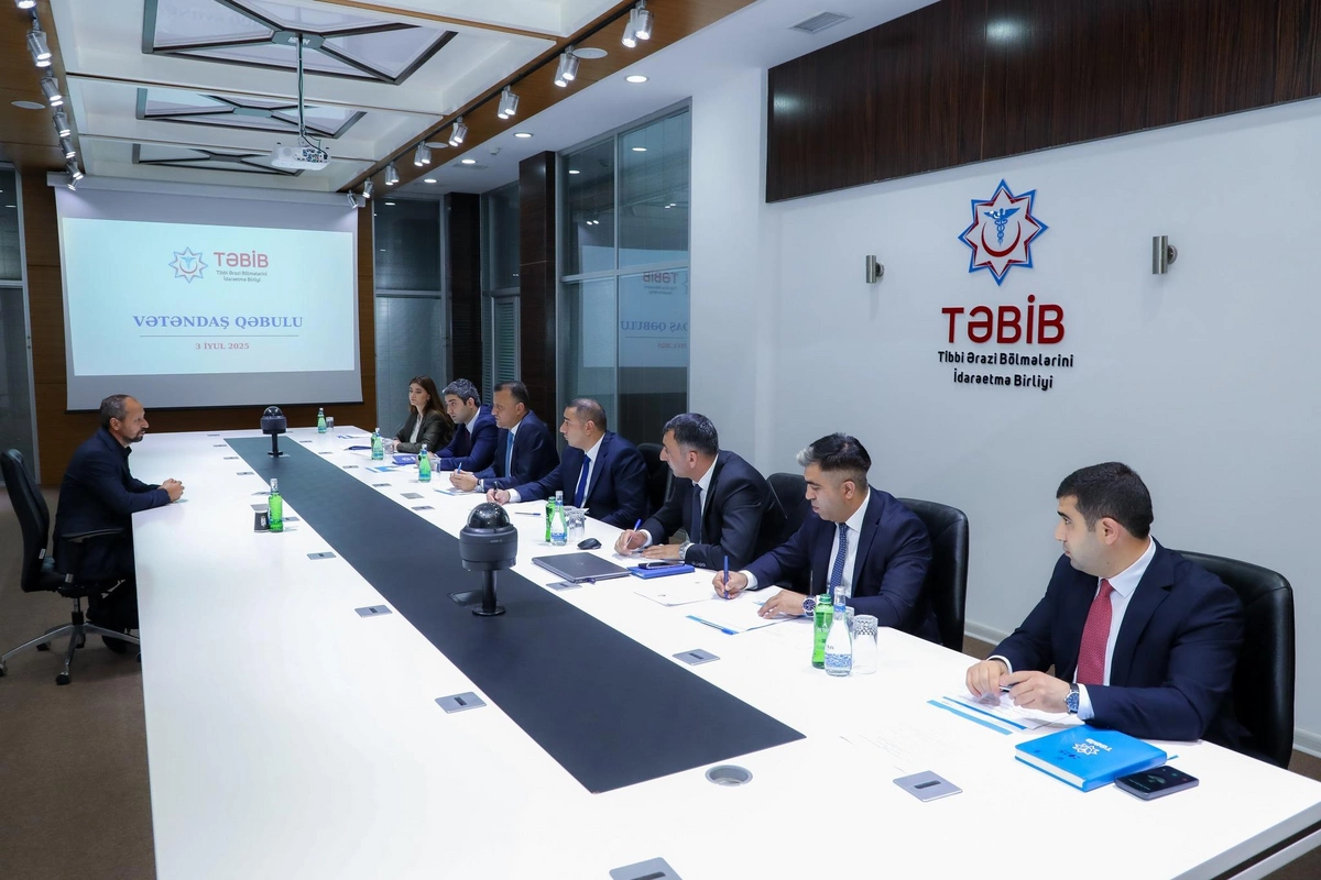 Исполнительный директор TƏBİB провел прием граждан Исполнительный директор TƏBİB провел прием граждан