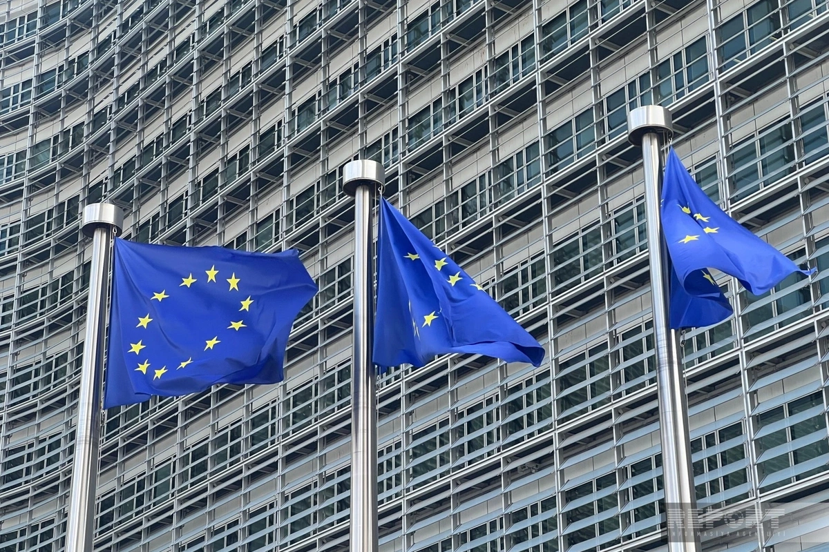 Aİ Bakı və İrəvan arasındakı sülh prosesinə daha çox cəlb olunmağa can atır