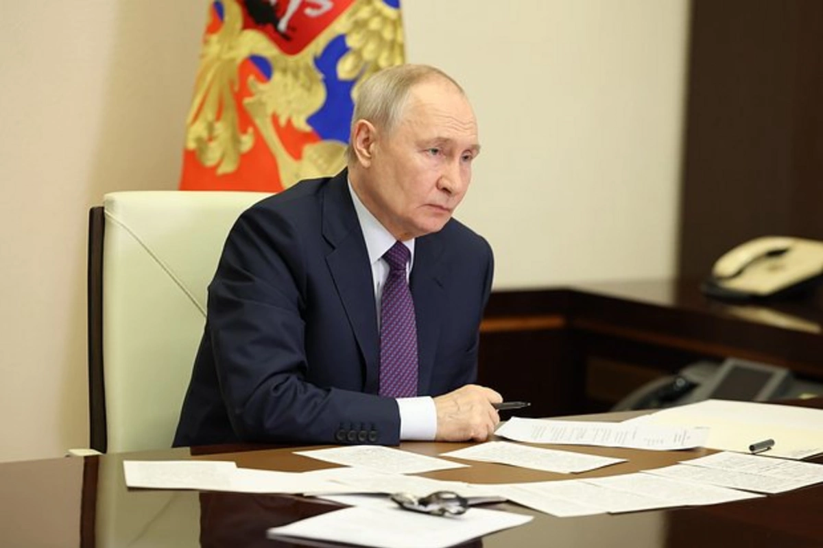 Putin BƏƏ lideri ilə Yaxın Şərqdəki vəziyyəti müzakirə edib