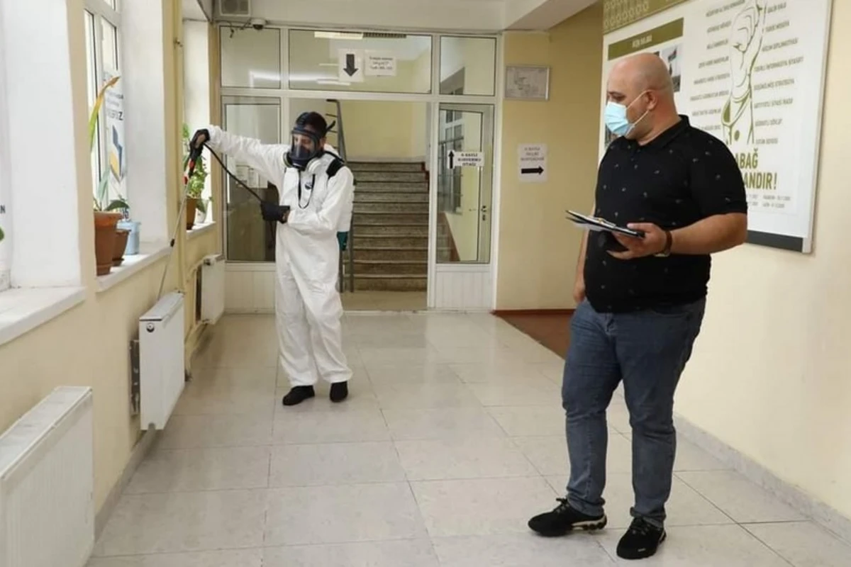 Bölgə məktəblərində yeni tədris ilinə hazırlıq məqsədilə dezinfeksiya işləri aparılır