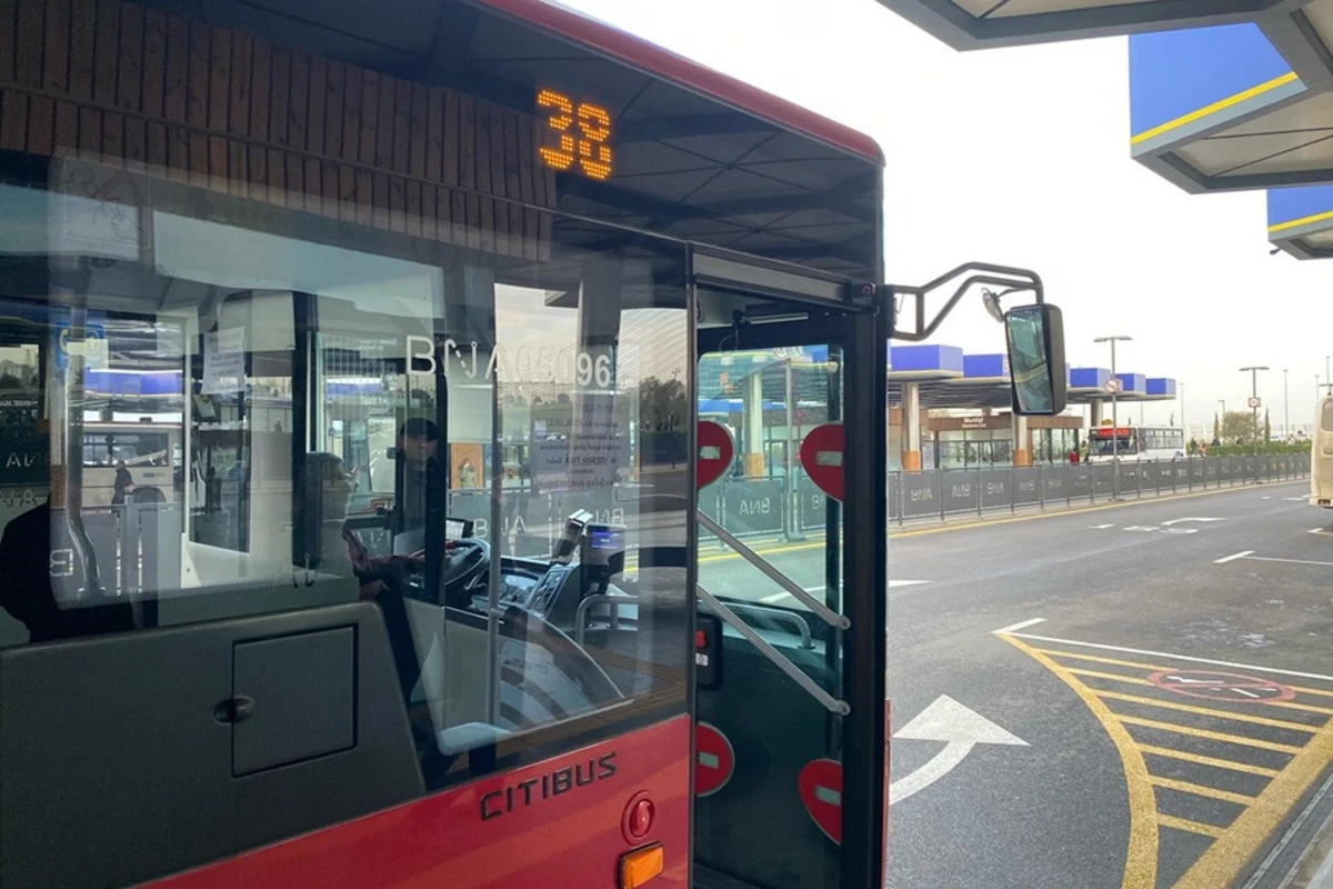 Bakıda yeni avtobuslarla bağlı PROBLEM - Rus dilində...