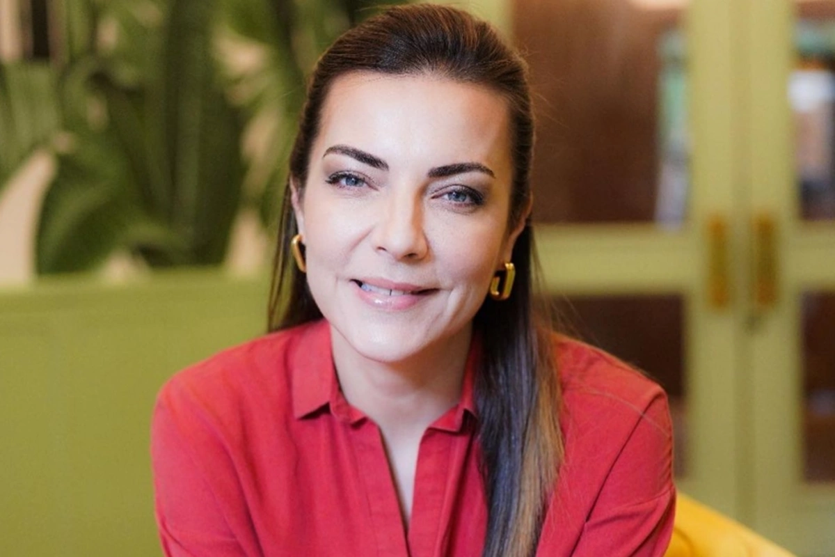 Məşhur aktrisa bu səbəbdən həmkarlarını sosial şəbəkədə izləmir