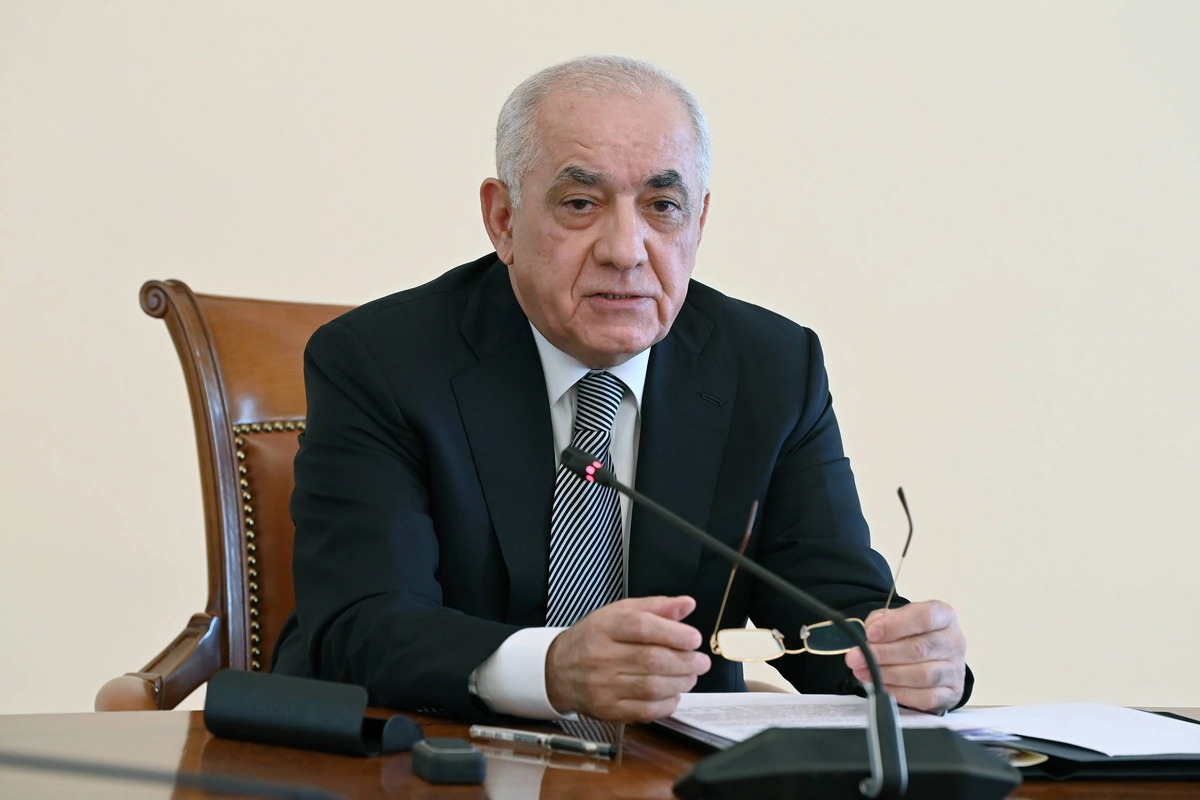 Nazirlər Kabinetində Prezidentin Vaşinqton səfəri ilə bağlı xüsusi iclas keçirilir Nazirlər Kabinetində Prezidentin Vaşinqton səfəri ilə bağlı xüsusi iclas keçirilir