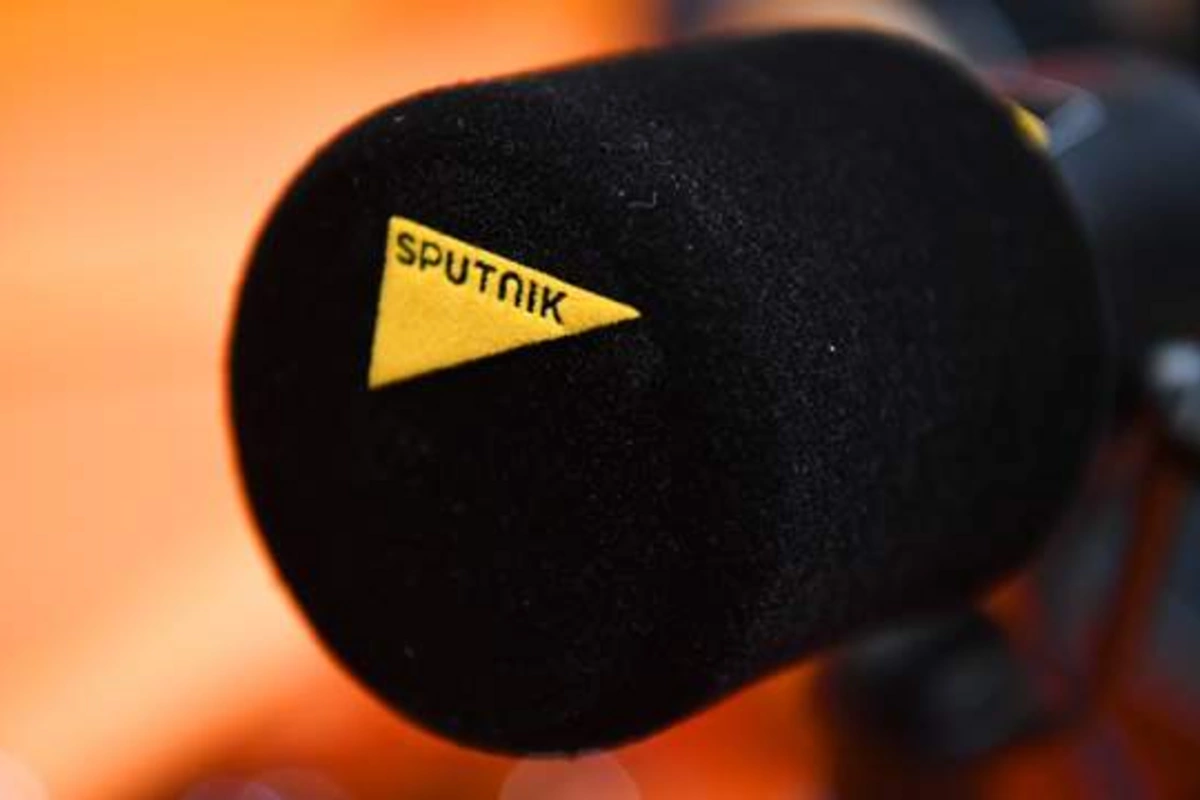 Российский консул встретился с главой редакции Sputnik Азербайджан и шеф-редактором