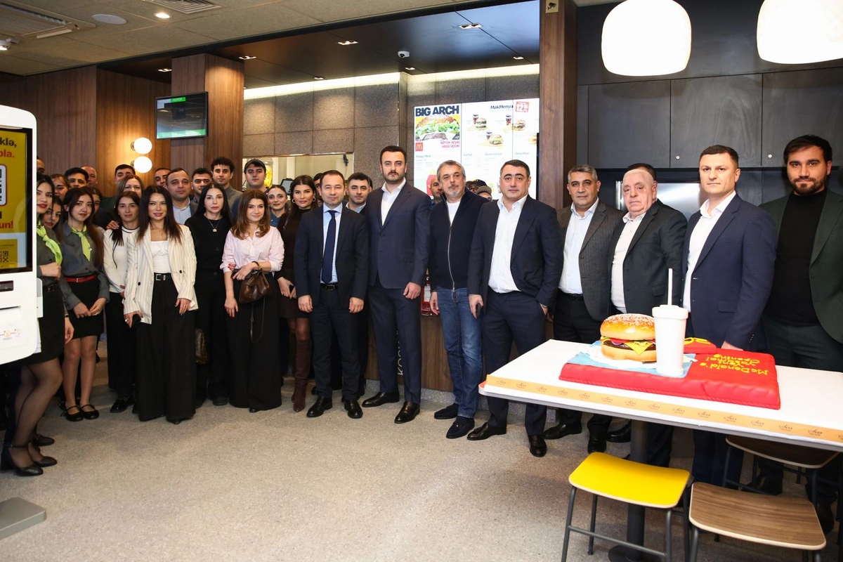 McDonalds Azərbaycan Yeni Yasamalda restoran açdı