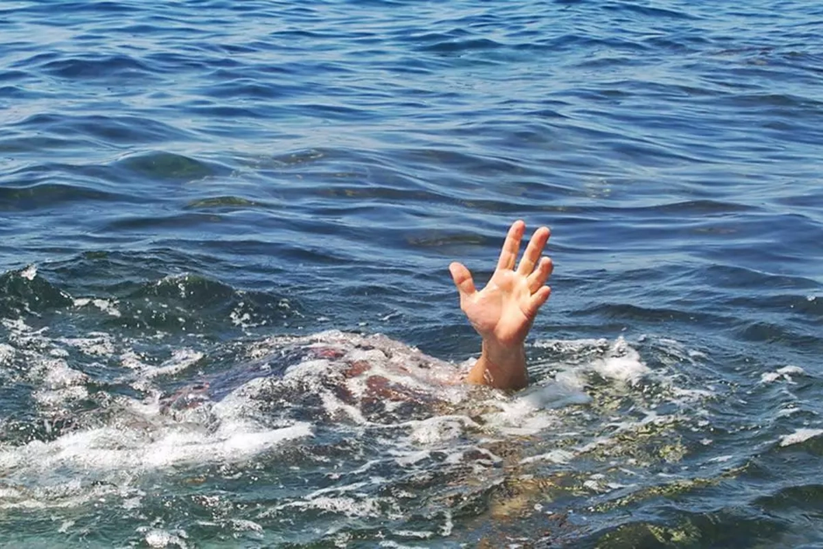 Bilgəhdə dənizdə bir nəfər batıb