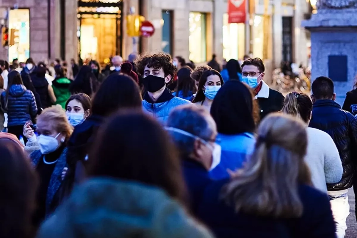 Türkiyəli professor H3N2 virusu ilə bağlı xəbərdarlıq etdi