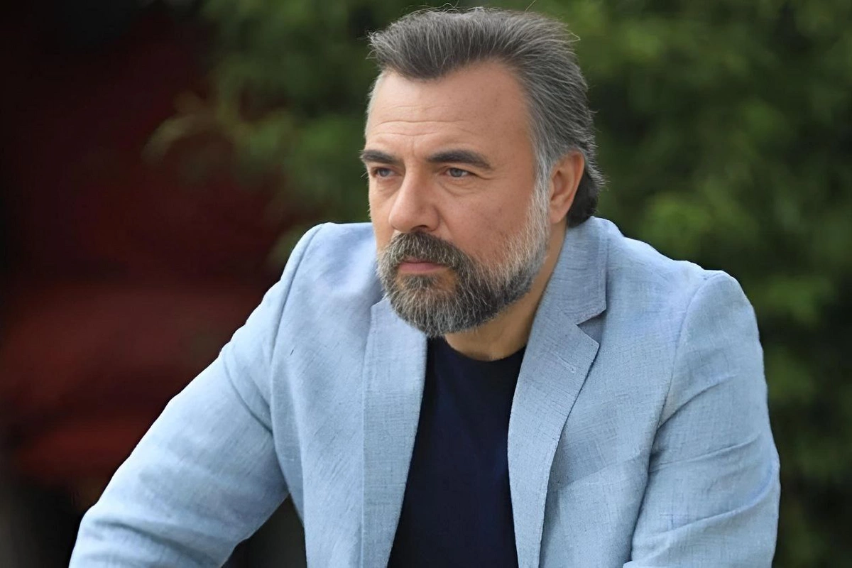 Oktay Kaynarca: Evlilik hərbi xidmət kimidir Oktay Kaynarca: Evlilik hərbi xidmət kimidir