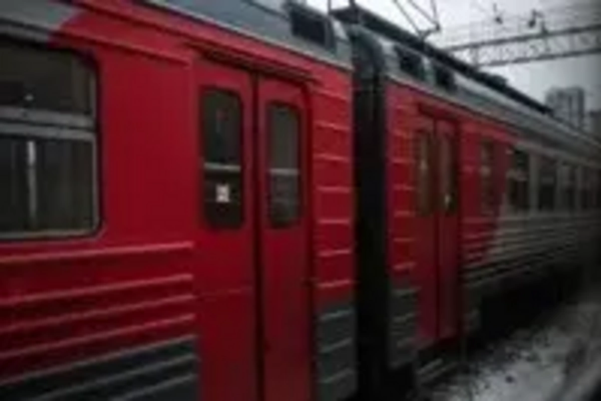Moskvada vaqon relsdən çıxıb