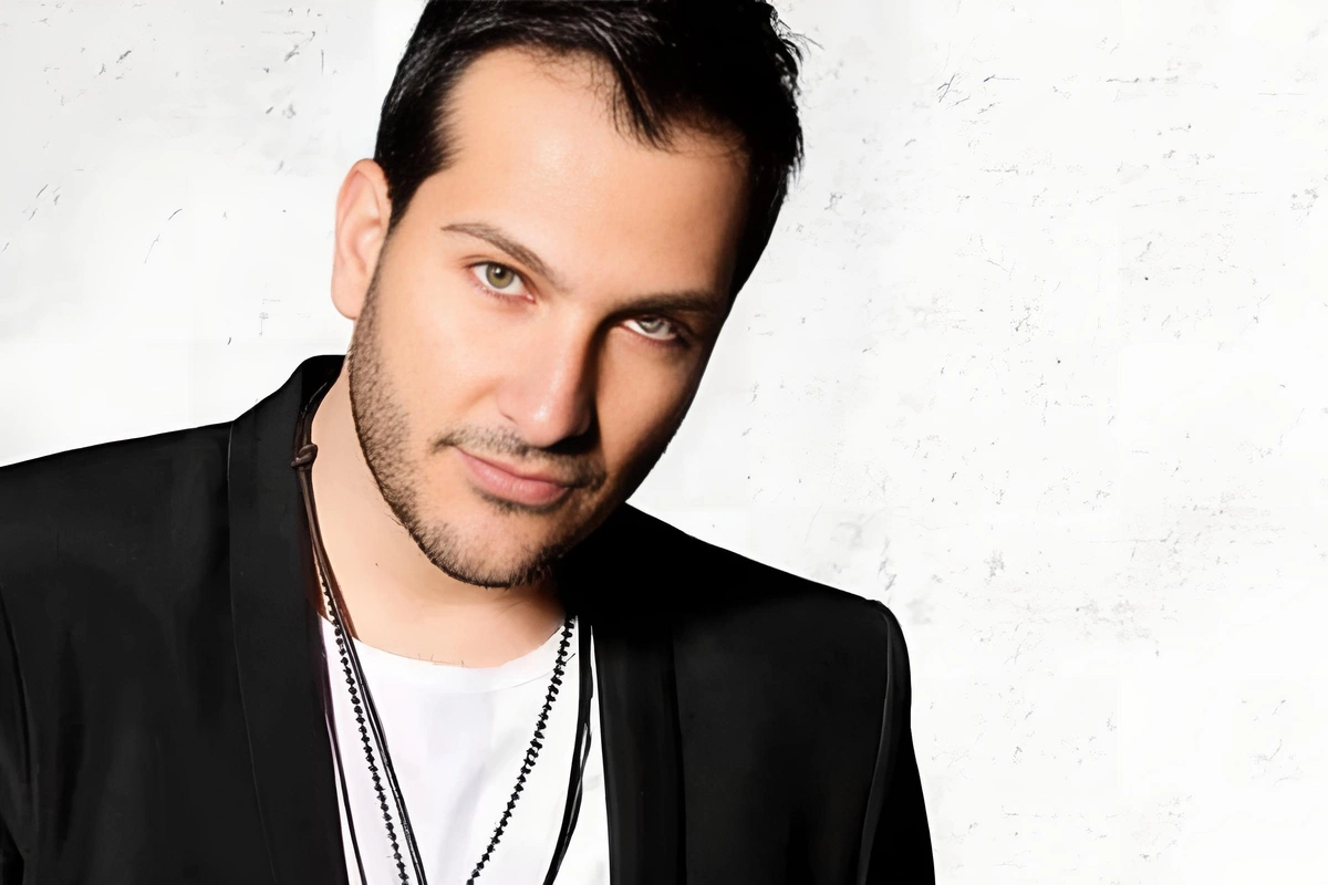 Popstar Abidin illər sonra görüntüləndi