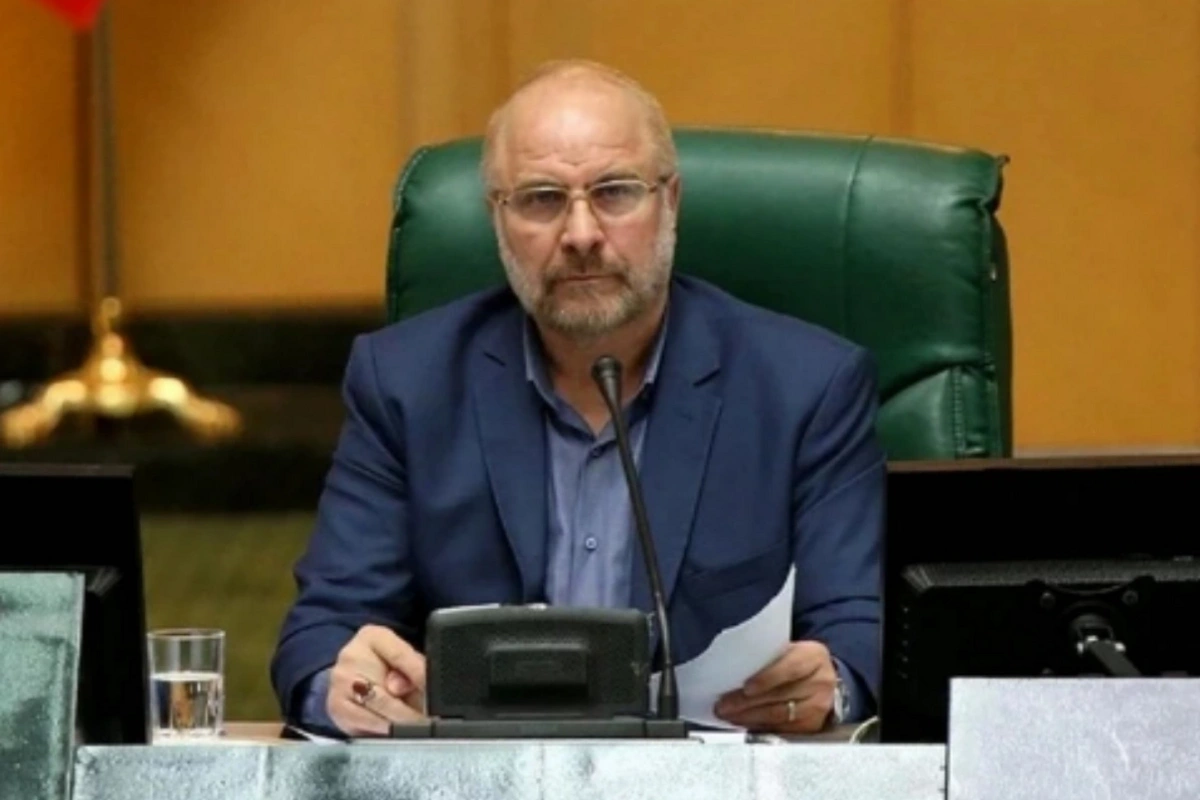 İran parlamentinin sədri Trampı unudulmaz dərs verməklə hədələdi