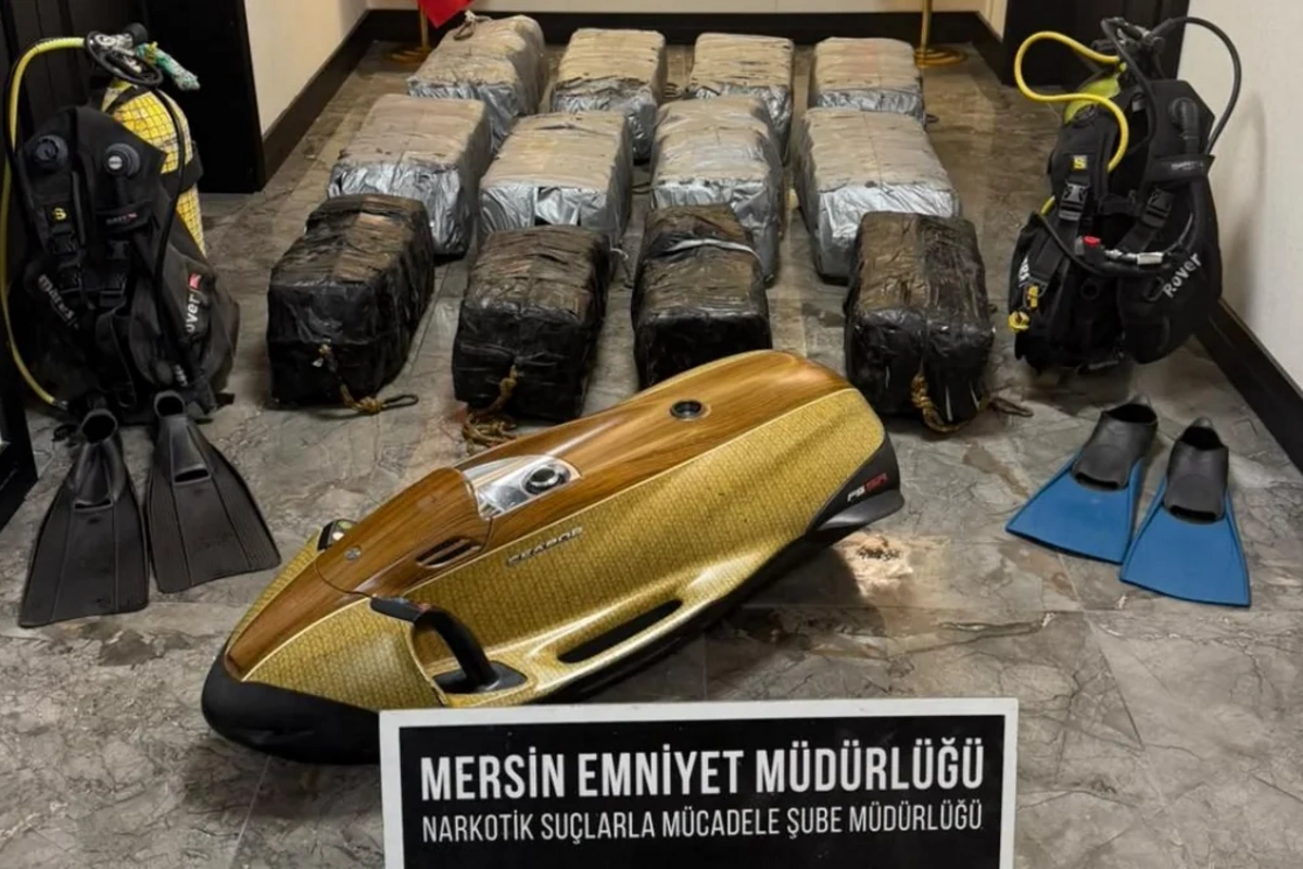 Türkiyədə Cənubi Amerikadan gələn gəmidə 350 kq kokain aşkarlandı