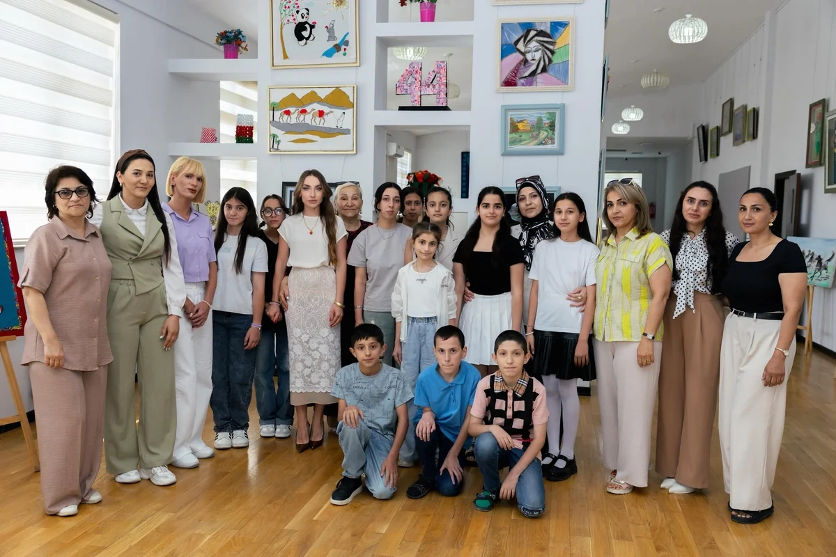 Alyona Əliyeva internat məktəbində uşaqlarla görüşdən paylaşım edib