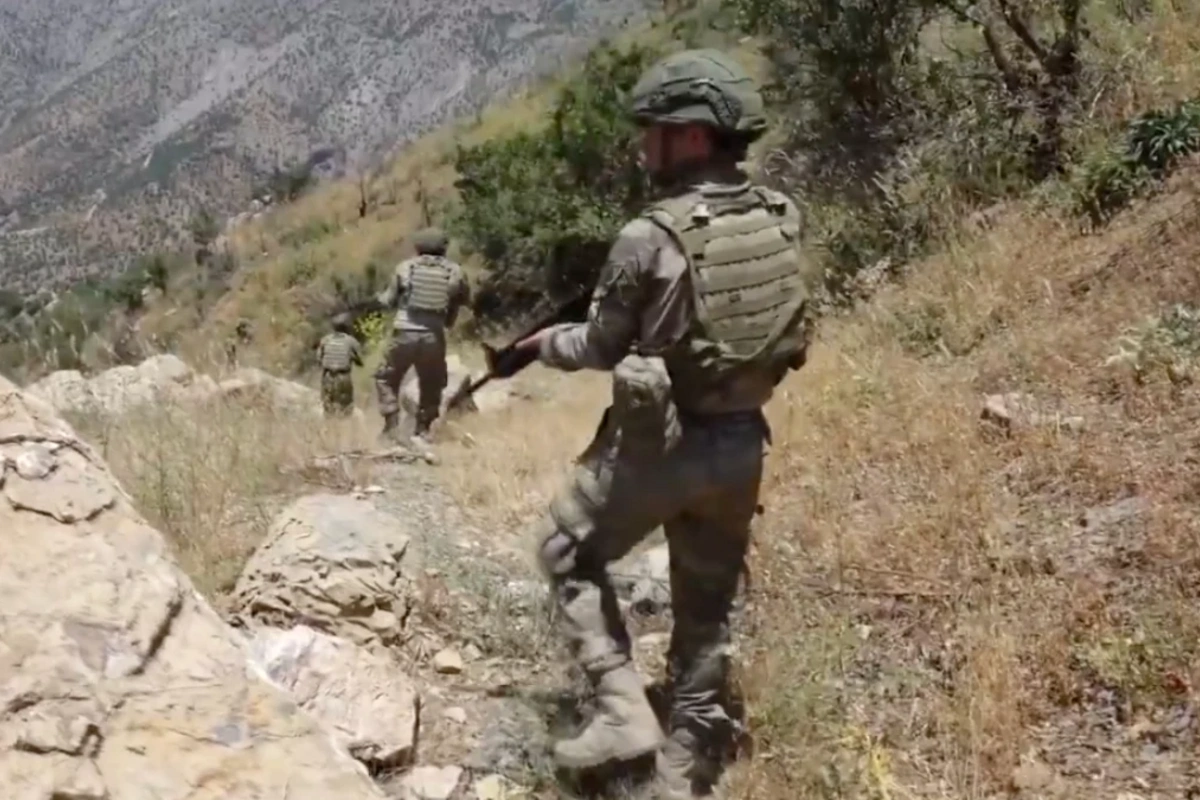 Türkiyə ordusu İraq və Suriyada 9 PKK terrorçusu zərərsizləşdirib Türkiyə ordusu İraq və Suriyada 9 PKK terrorçusu zərərsizləşdirib