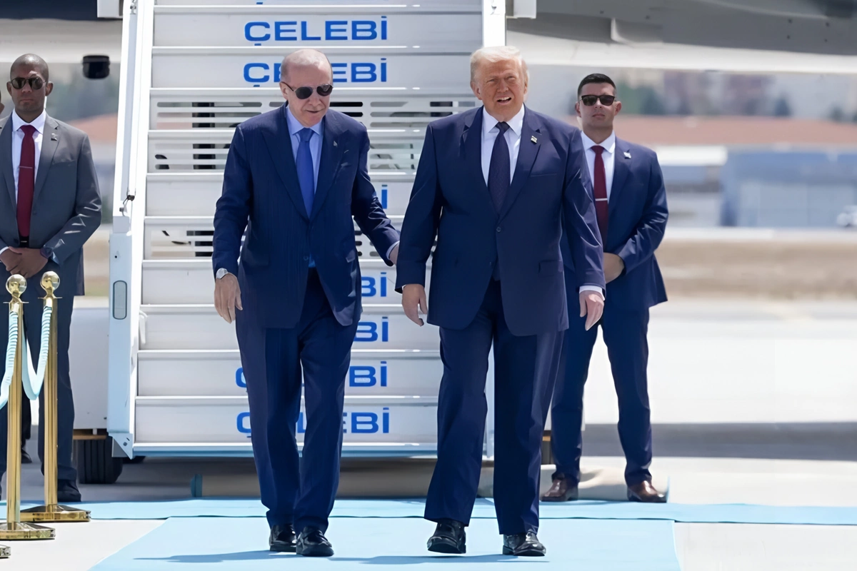 Ərdoğan Donald Trampı hava limanında qarşıladı