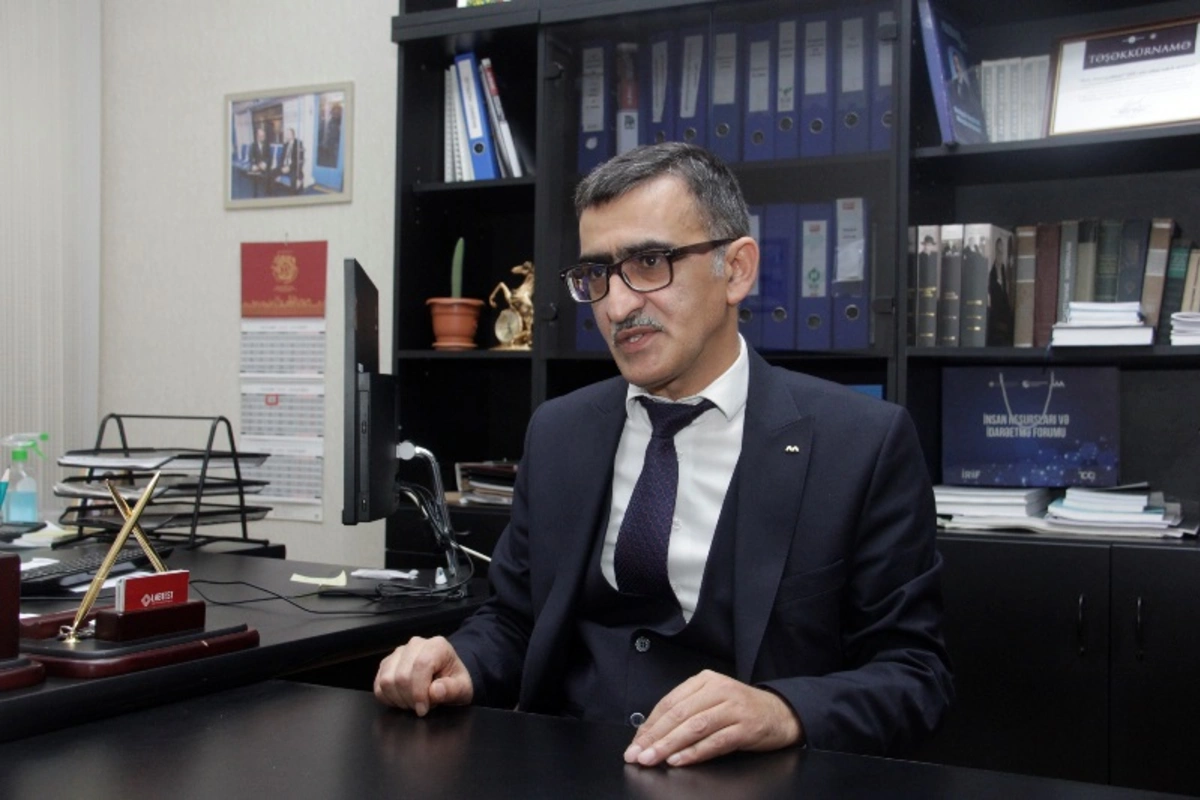 Стала известна причина сбоя в работе бакинского метро