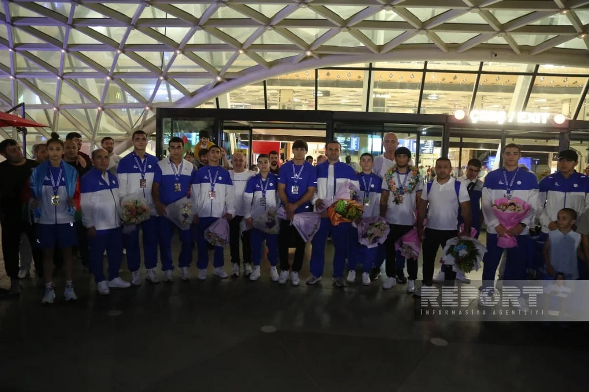 Avropa çempionatında tarixi nəticəyə imza atan Azərbaycan cüdoçuları Vətənə qayıdıb