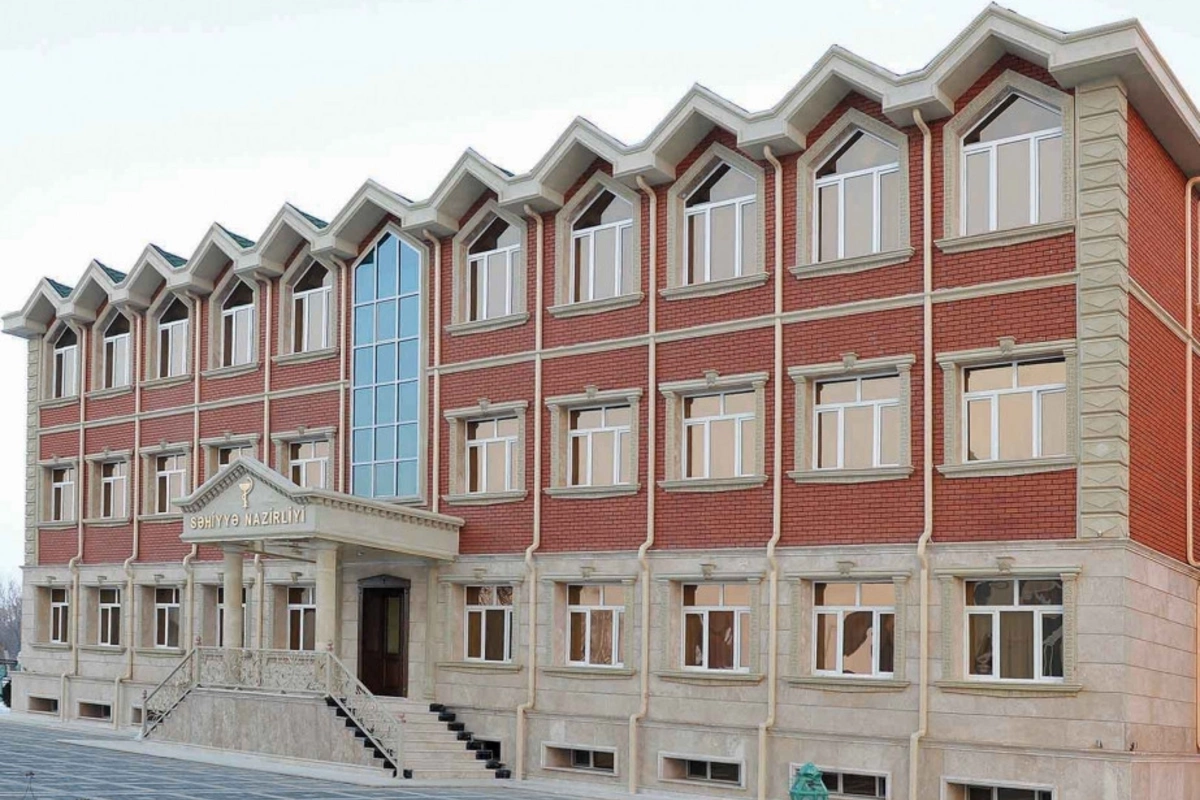 В школах вблизи атакованного дронами аэропорта Нахчывана эвакуированы учителя и ученики - ОФИЦИАЛЬНО