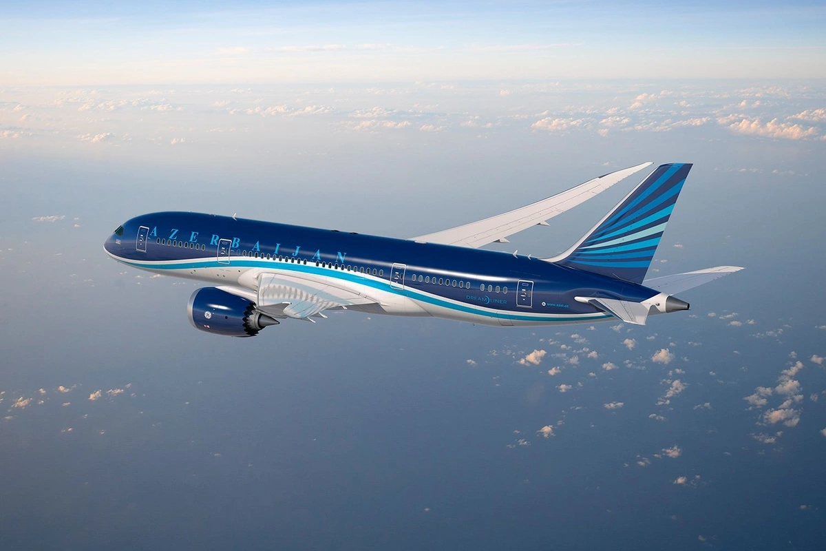 AZAL: Возобновляются рейсы в Пакистан и Индию