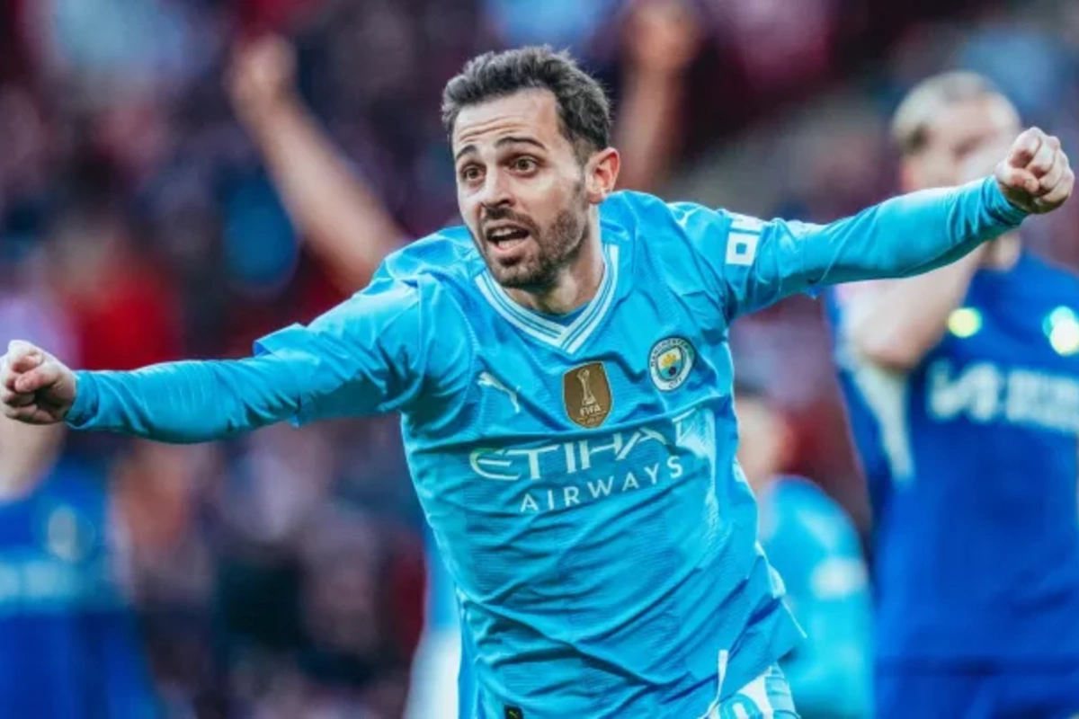 Mançester Siti Bernardo Silvanın əvəzləyicisini tapıb