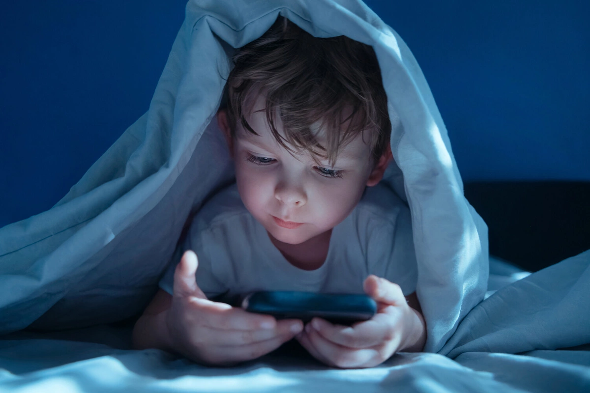 Ban on smartphones in class turned out to be the simplest way to improve grades