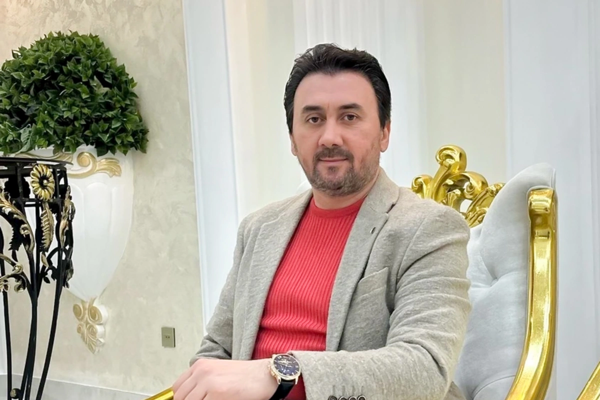 В Баку опечатали ресторан Агшина Фатеха