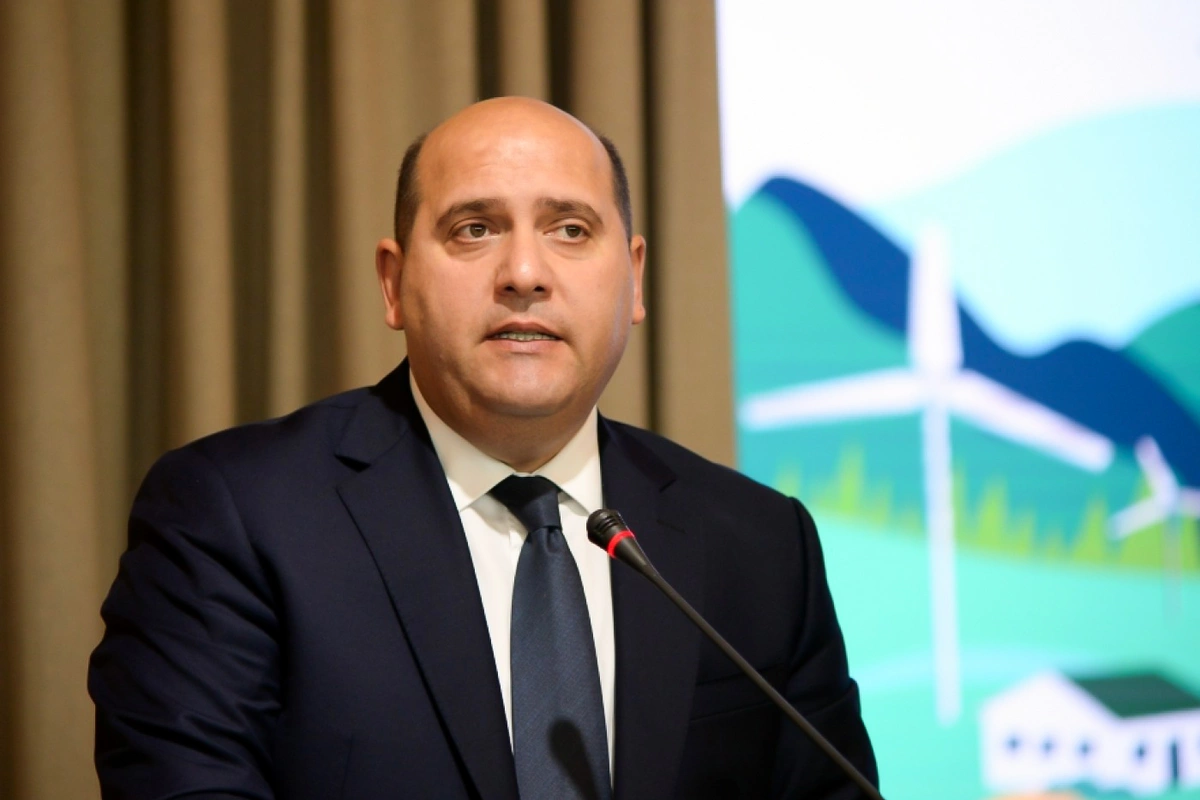Emin Hüseynov: Ağdam, Əsgəran və Xocalıda 24 min hektar əkinəyararlı torpaq sahibkarları gözləyir