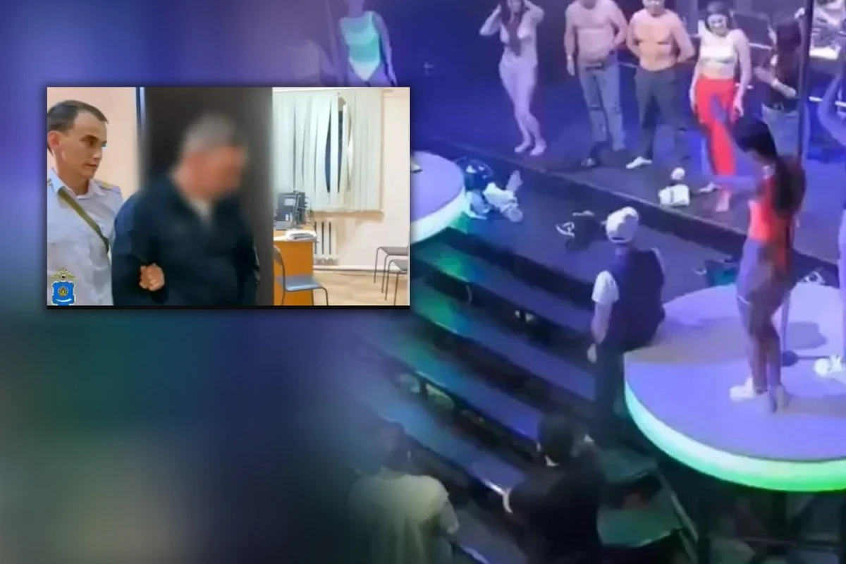 Rusiyada gecə klubunda iPhone üçün soyunma müsabiqəsi keçirilib Rusiyada gecə klubunda iPhone üçün soyunma müsabiqəsi keçirilib