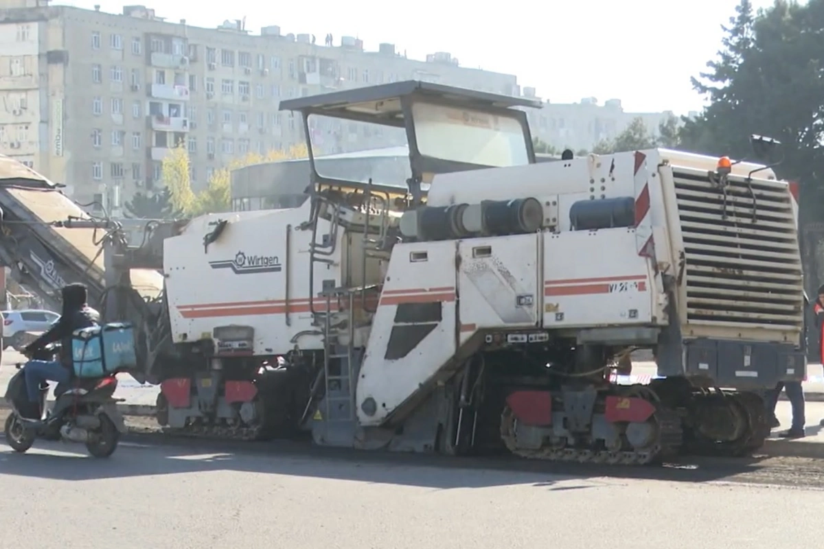 Ukrayna dairəsində aparılan təmir işləri nəqliyyatın hərəkətini daha da çətinləşdirib Ukrayna dairəsində aparılan təmir işləri nəqliyyatın hərəkətini daha da çətinləşdirib